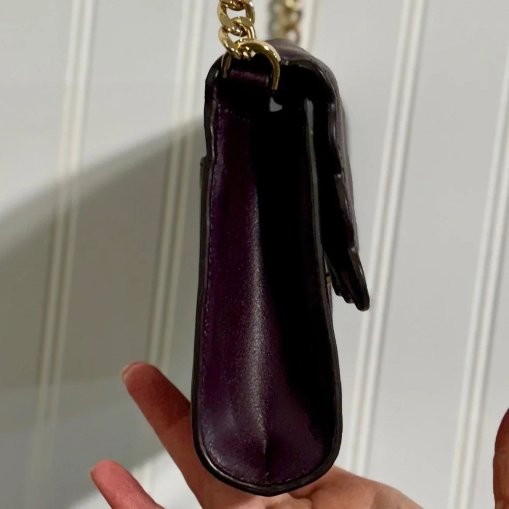 Michael Kors Womens Mott Scalloped Crossbody Bag Merlot Burgundy Leather Gold MK - Picture 5 of 11